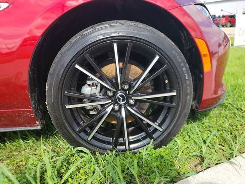 Used 2025 MAZDA MX-5 Miata RF Grand Touring RWD image 6