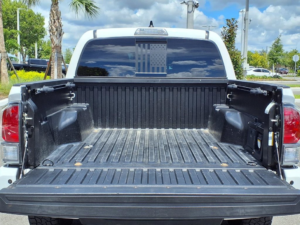 Used 2020 Toyota Tacoma TRD Off-Road w/ Technology Package AWD/4WD image 20