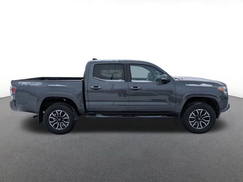 Used 2023 Toyota Tacoma TRD Sport image 2