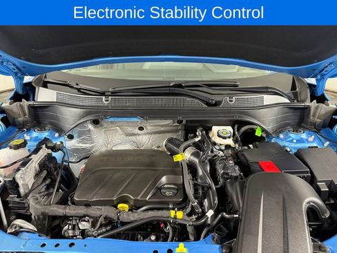 Used 2025 Chevrolet Trax ACTIV w/ Sunroof Package FWD image 25