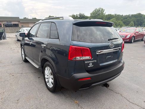 Used 2011 Kia Sorento EX w/ Premium Pkg AWD/4WD image 8