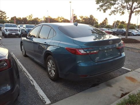 Used 2025 Toyota Camry LE w/ Convenience Package AWD/4WD image 3