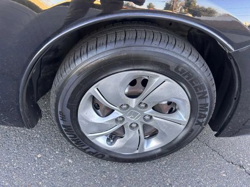 Used 2014 Honda Civic LX image 31
