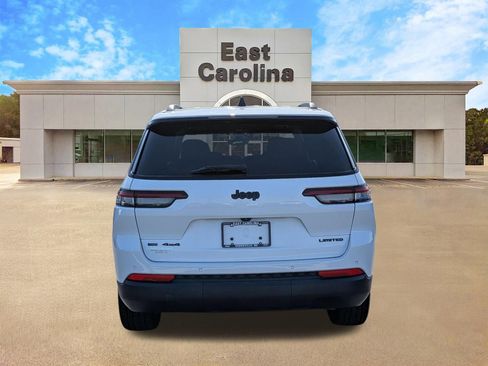 Used 2023 Jeep Grand Cherokee L Limited w/ Black Appearance Package image 4