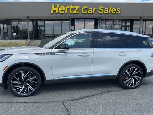 Used 2025 Lincoln Aviator Reserve w/ Equipment Group 201A AWD/4WD image 5