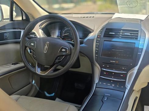 Used 2013 Lincoln MKZ Hybrid FWD image 29