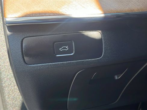 Certified 2023 Volvo XC90 B5 Plus w/ Protection Package image 17