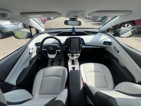 Used 2017 Toyota Prius Prime Premium w/ Carpet Mat Package FWD image 18