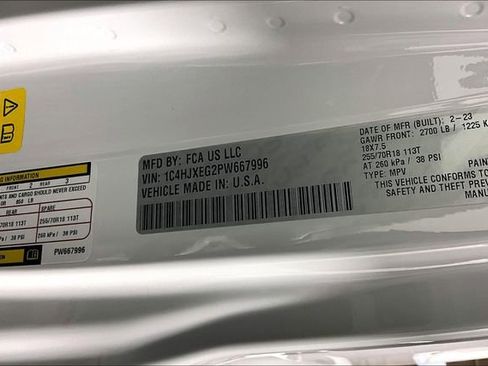 Used 2023 Jeep Wrangler Sahara image 18