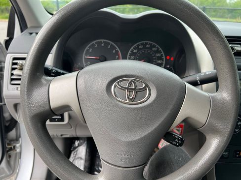 Used 2010 Toyota Corolla FWD image 24