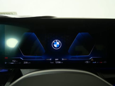 Used 2025 BMW 540i xDrive image 19