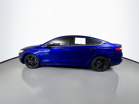 Used 2016 Ford Fusion SE w/ Equipment Group 201A image 9