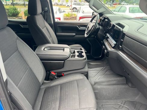 Used 2023 Chevrolet Silverado 1500 LT w/ Protection Package AWD/4WD image 18