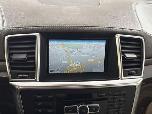 Used 2015 Mercedes-Benz GL 450 4MATIC image 20