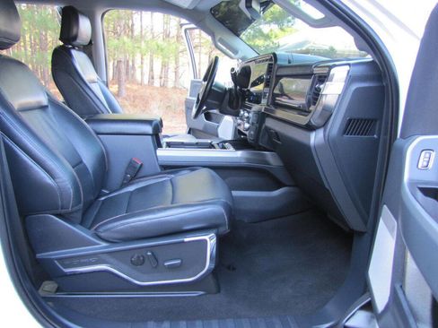 Used 2023 Ford F250 Lariat w/ Lariat Ultimate Package image 22