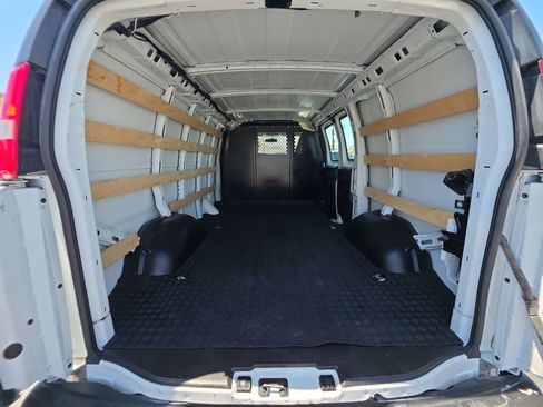 Used 2024 Chevrolet Express 2500 w/ Driver Convenience Package RWD image 25