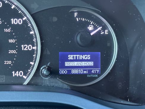 Used 2015 Lexus CT 200h w/ F Sport w/Nuluxe Interior image 28