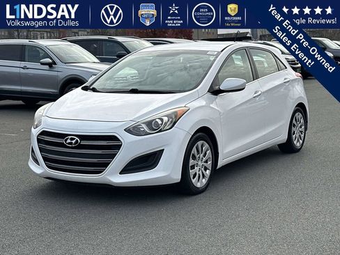 Used 2016 Hyundai Elantra GT image 4
