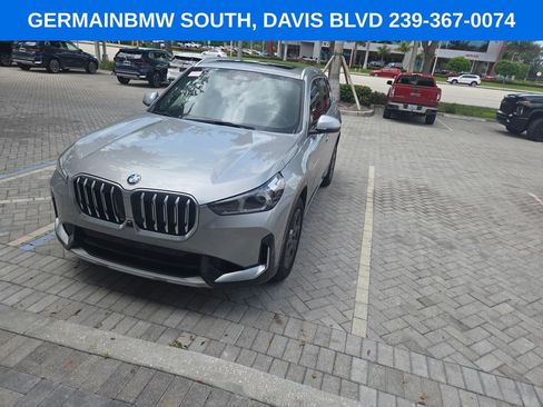 Used 2023 BMW X1 xDrive28i w/ Premium Package AWD/4WD image 5