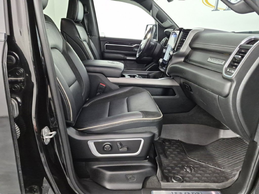 Used 2022 RAM 1500 Laramie w/ Sport Appearance Package AWD/4WD image 35