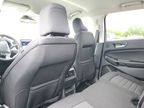 Used 2024 Ford Edge SE AWD/4WD image 12
