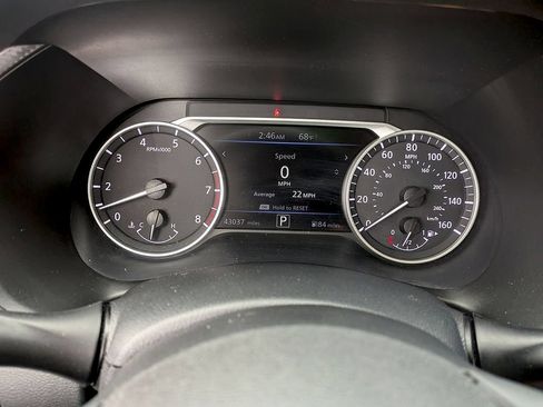 Used 2023 Nissan Sentra SV w/ SV Premium Package FWD image 15