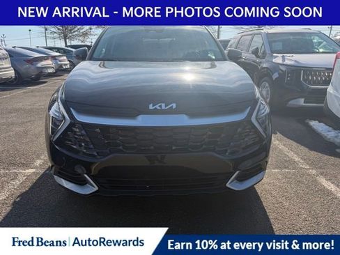 Used 2023 Kia Sportage EX image 2