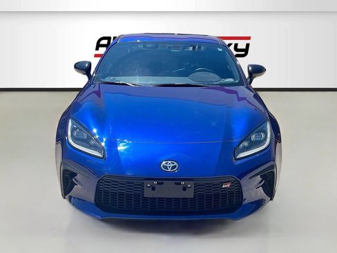 Used 2025 Toyota GR86 Premium RWD image 2