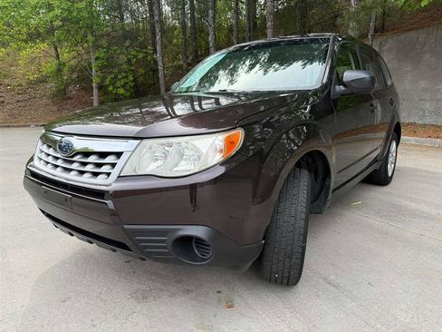 Used 2013 Subaru Forester 2.5X image 5