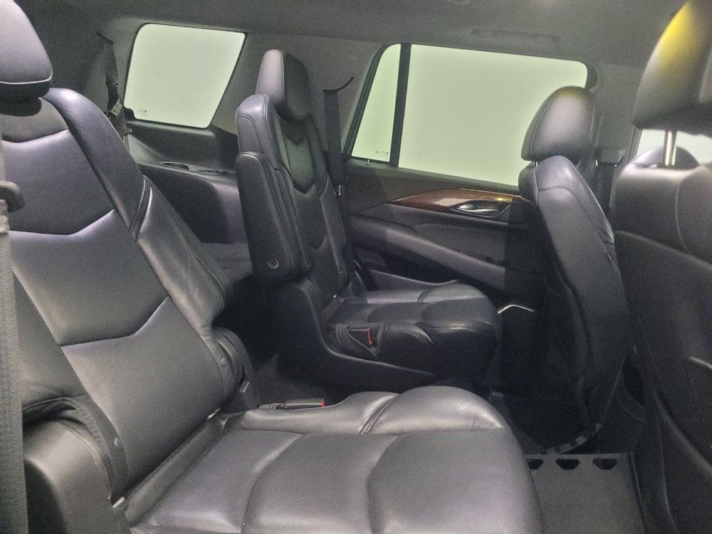 Used 2019 Cadillac Escalade Luxury RWD image 19