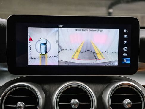 Certified 2022 Mercedes-Benz GLC 300 4MATIC image 32