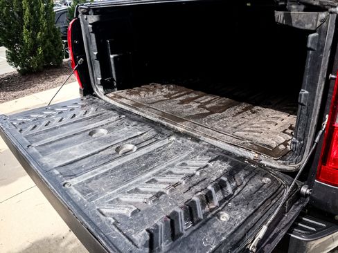 Used 2011 Chevrolet Avalanche LT w/ Regional Value Package image 31