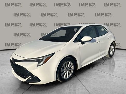 Used 2023 Toyota Corolla SE image 1