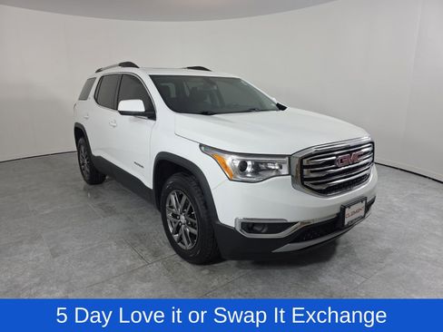 Used 2018 GMC Acadia SLT image 3