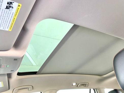 Used 2024 Volkswagen Atlas Peak Edition SE image 14