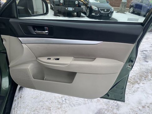 Used 2014 Subaru Outback 2.5i w/ Alloy Wheel Package image 23