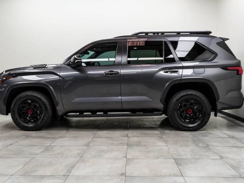 Used 2024 Toyota Sequoia TRD Pro AWD/4WD image 8