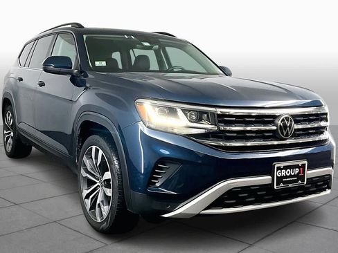 Used 2022 Volkswagen Atlas SE image 3