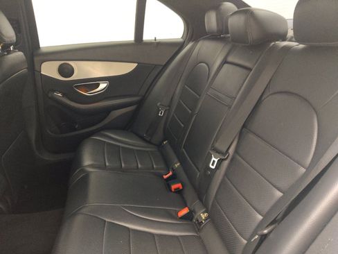 Used 2019 Mercedes-Benz C 300 Sedan image 18