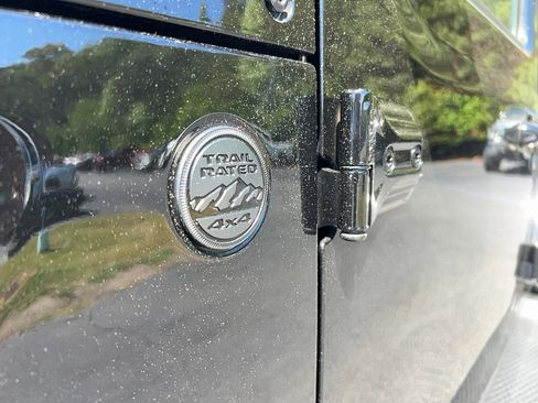 Used 2022 Jeep Wrangler Unlimited Sahara image 10