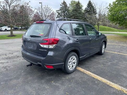 Used 2021 Subaru Forester AWD/4WD image 3