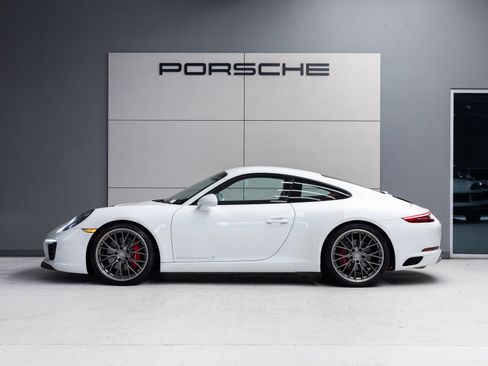 Certified 2018 Porsche 911 Carrera S RWD image 2