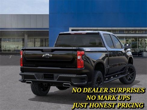 New 2026 Chevrolet Silverado 1500 Custom Trail Boss w/ LPO, Dark Essentials Package image 4