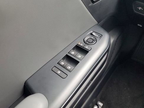 New 2025 Kia K4 LXS image 27