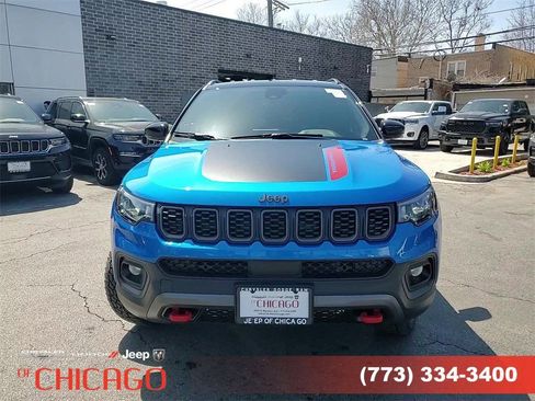 New 2025 Jeep Compass Trailhawk image 12