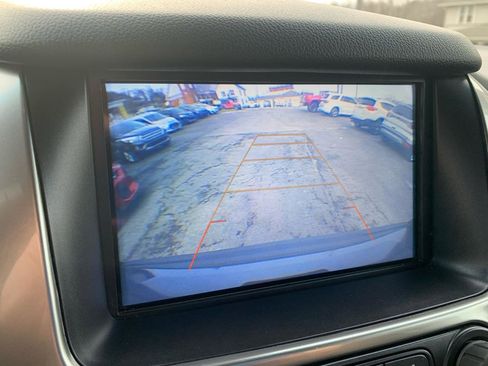 Used 2019 Chevrolet Suburban LT w/ Max Trailering Package image 21