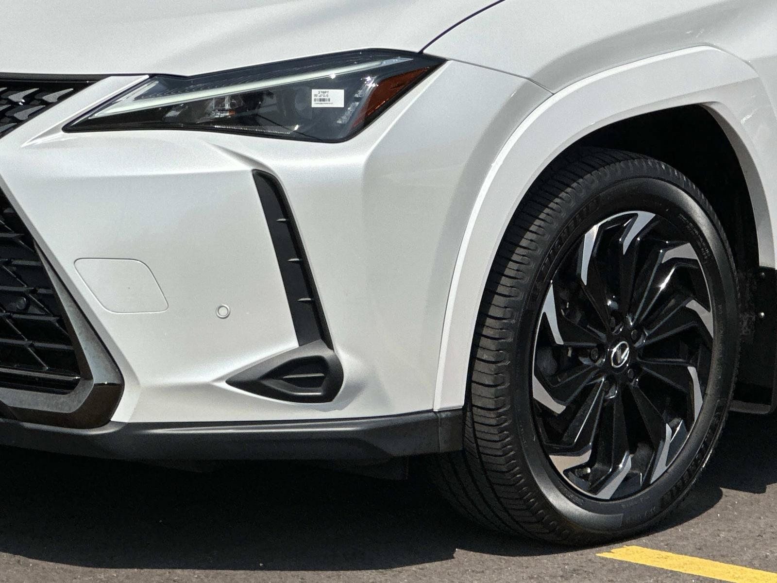 Used 2021 Lexus UX 250h w/ Premium Package AWD/4WD image 5