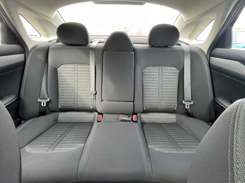 Used 2025 Kia K5 LXS image 37