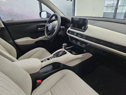 Used 2024 Honda HR-V LX image 13