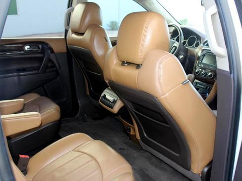 Used 2015 Buick Enclave Leather image 15